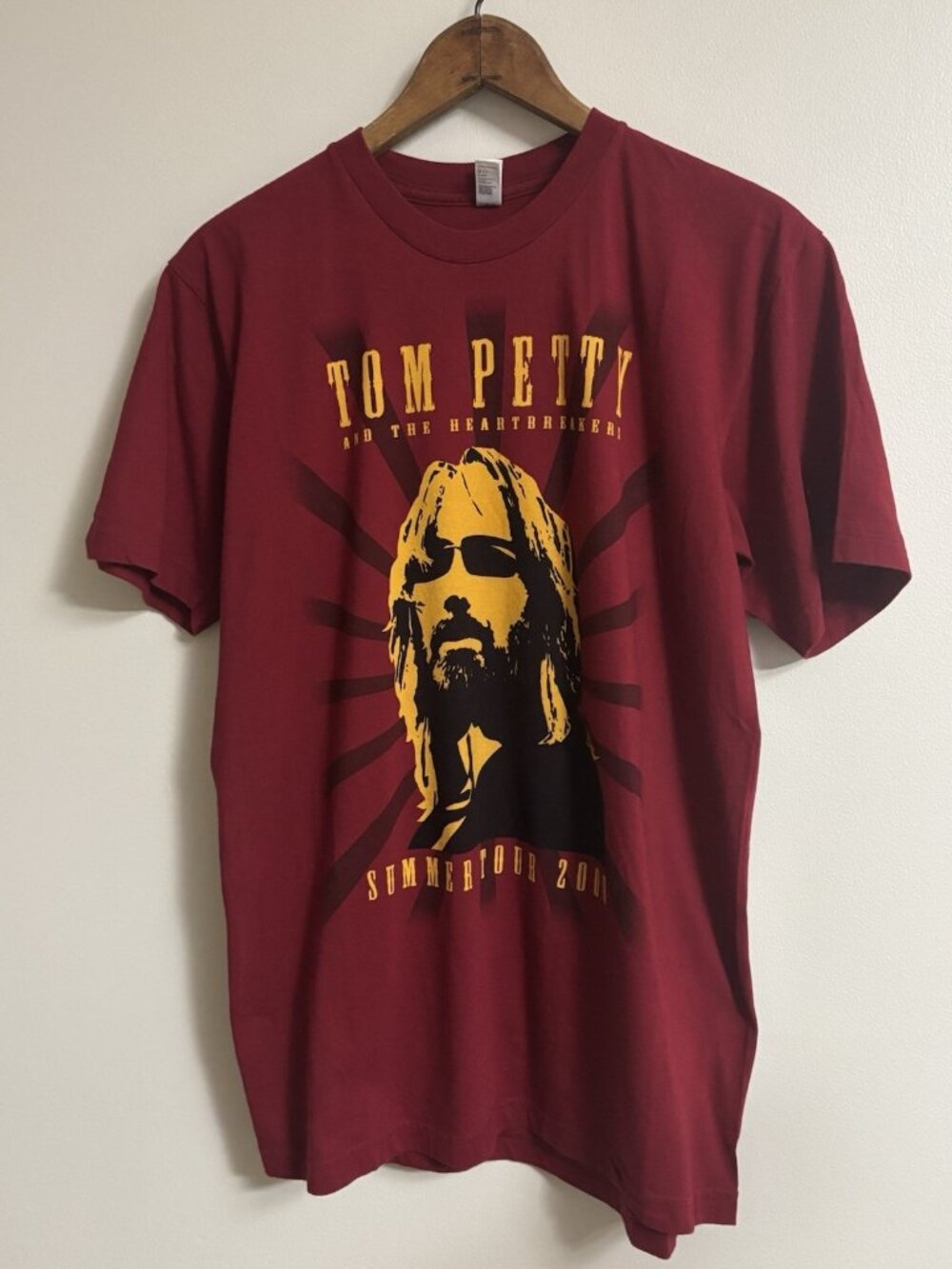 Tom Petty Summer Tour 2008 Graphic Tee Rock Concert T-Shirt Red Medium